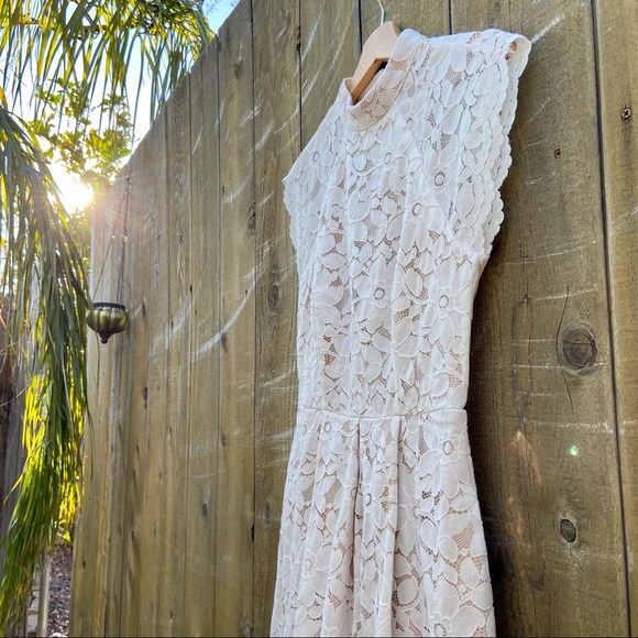 Sweetest White Lace High-Low Backless Midi Dress 🌿 - Picture 6 of 12